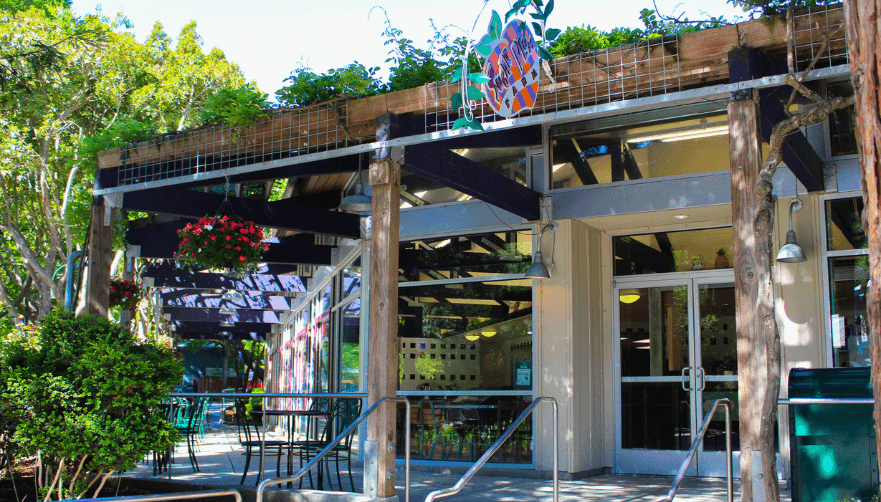 Sugar Plum tan restaurant building